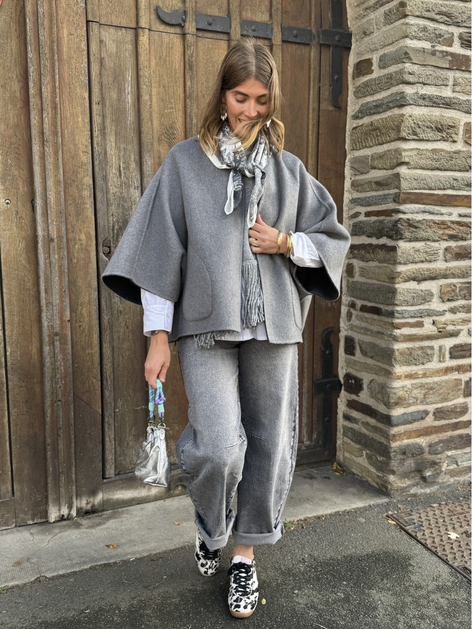 JEAN CHARLY GRIS JEAN CHARLY GRIS