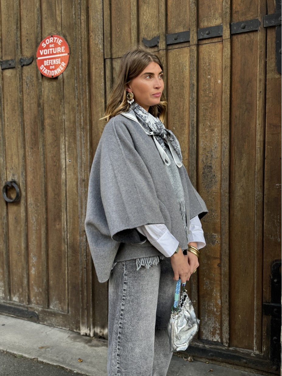 CAPE ACHILLE REVERSIBLE CAPE ACHILLE REVERSIBLE