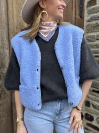 sherpa lola bleu pastel veste sans manches bouclettes