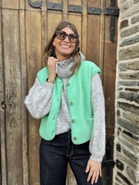 sherpa lola vert pastel veste sans manches bouclettes