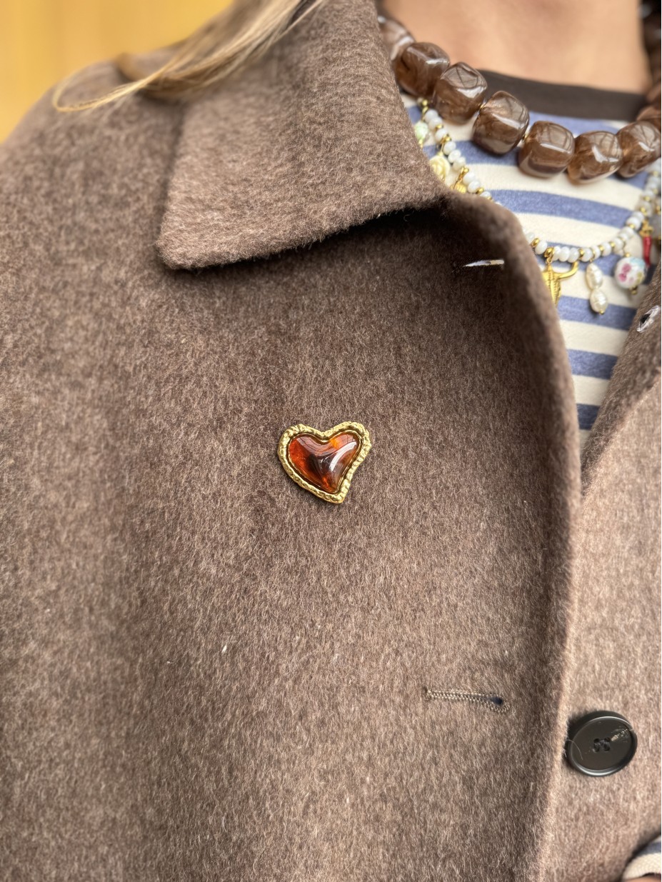 BROCHE COEUR MARRON